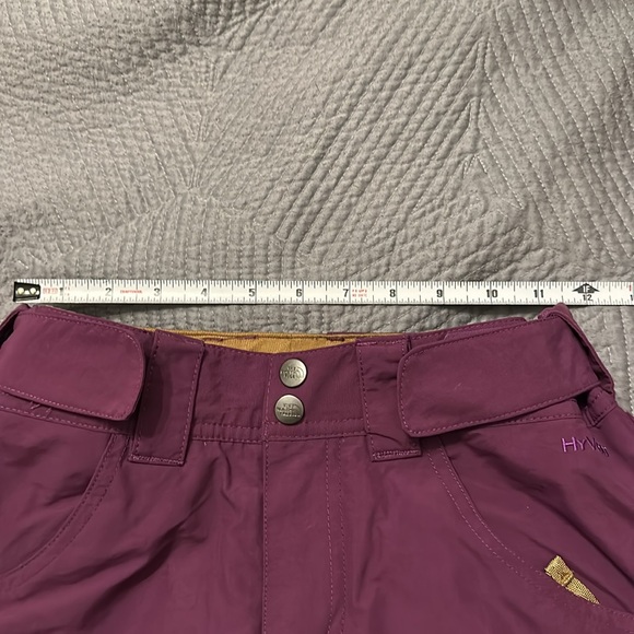 North Face women’s ski pants, sz XS, pretty plum. - Picture 9 of 9